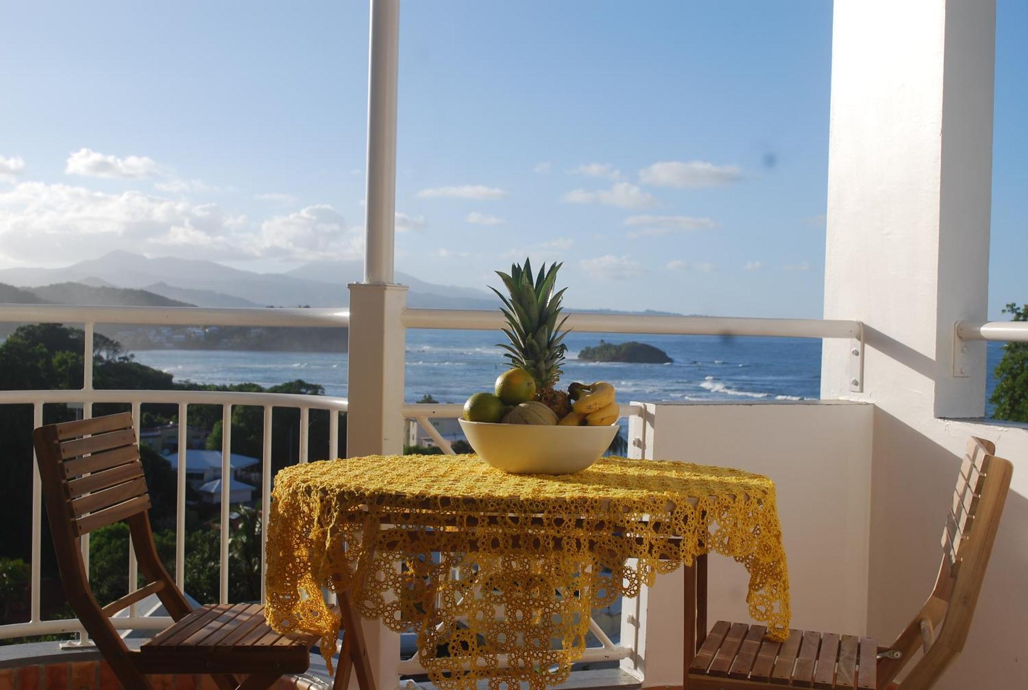 Appartement De La Baie, Vue Magnifique, Tartane Trinité  Extérieur photo
