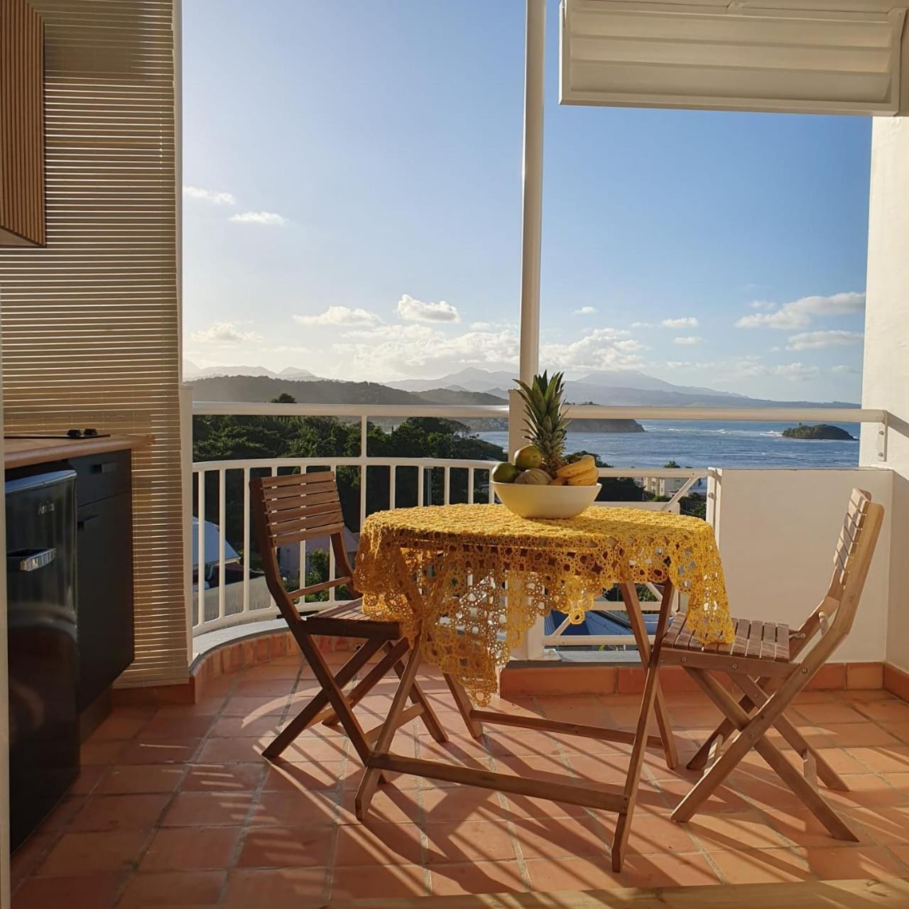 Appartement De La Baie, Vue Magnifique, Tartane Trinité  Extérieur photo