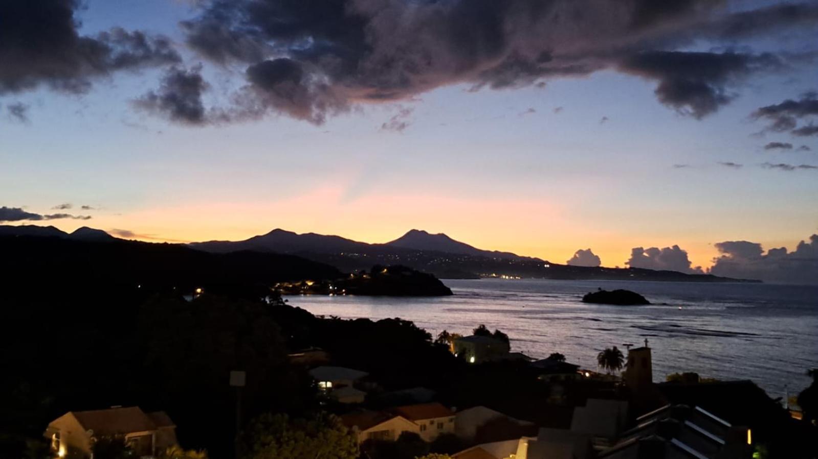 Appartement De La Baie, Vue Magnifique, Tartane Trinité  Extérieur photo